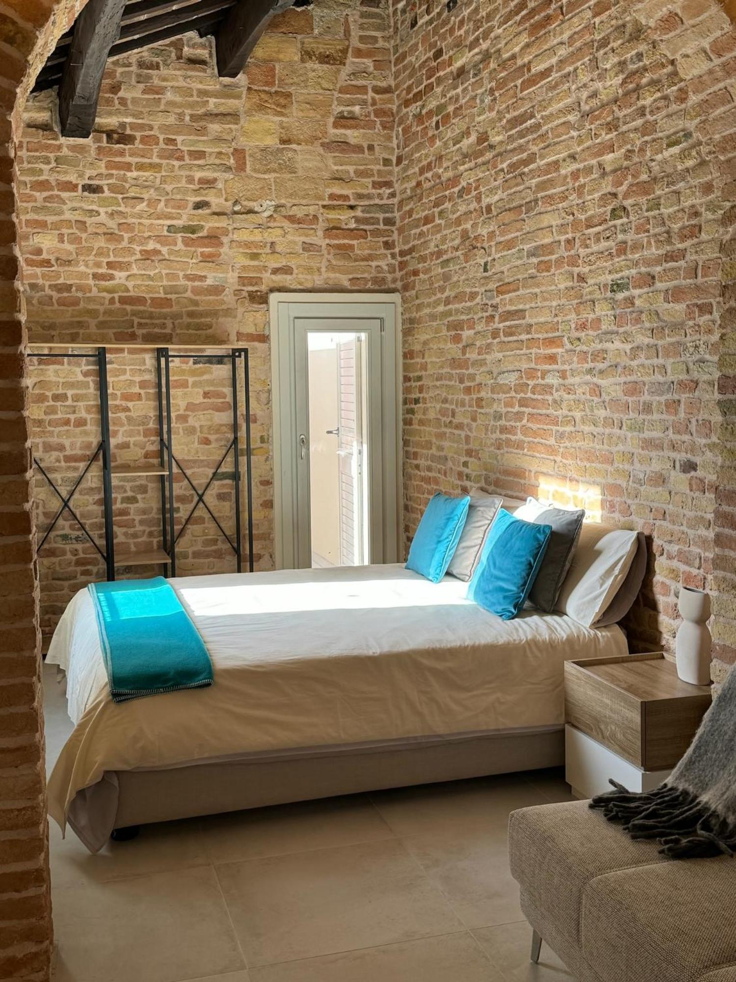 Noua Luxury Studio Apartments Ravenna Exterior foto