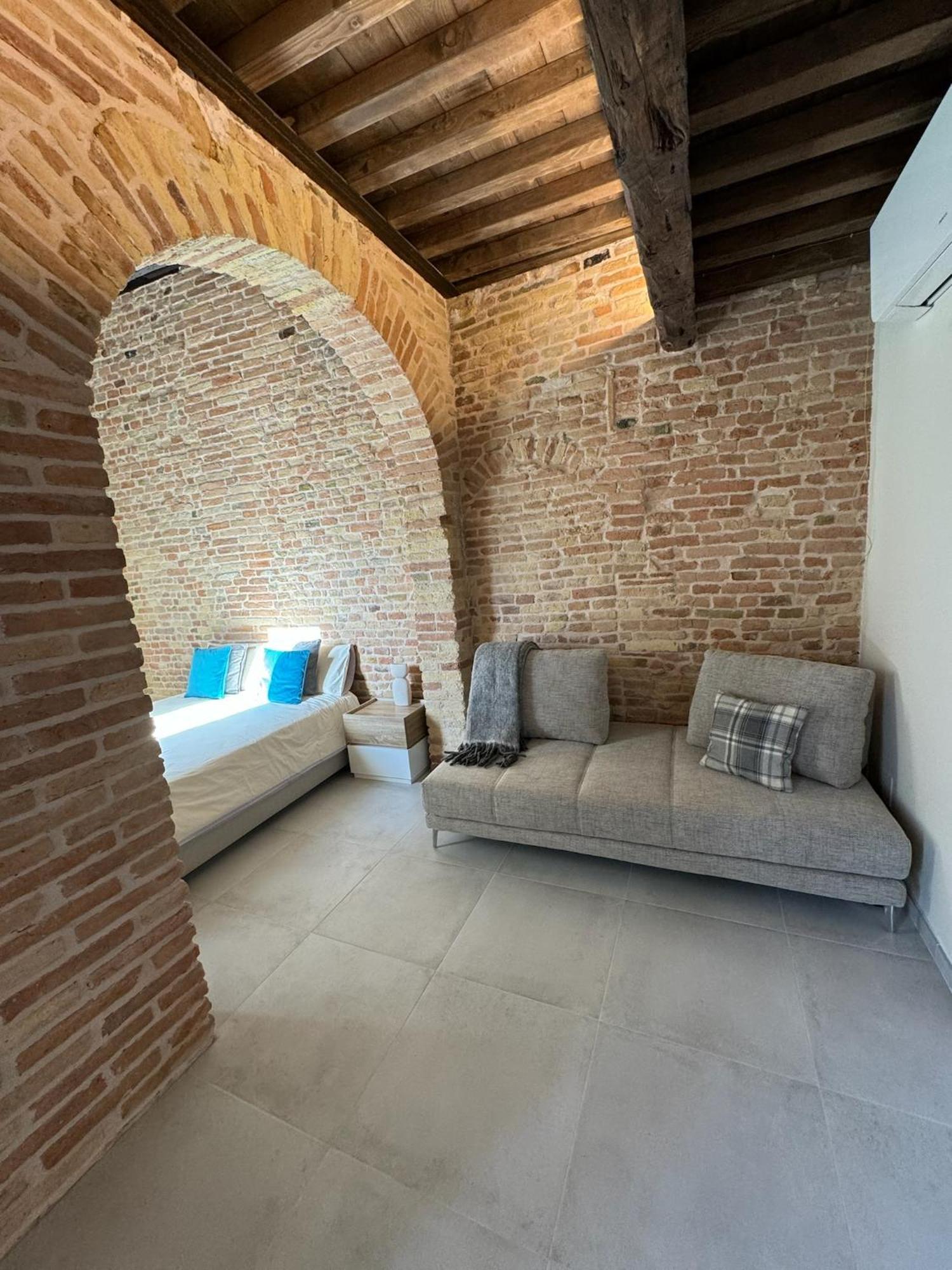 Noua Luxury Studio Apartments Ravenna Exterior foto
